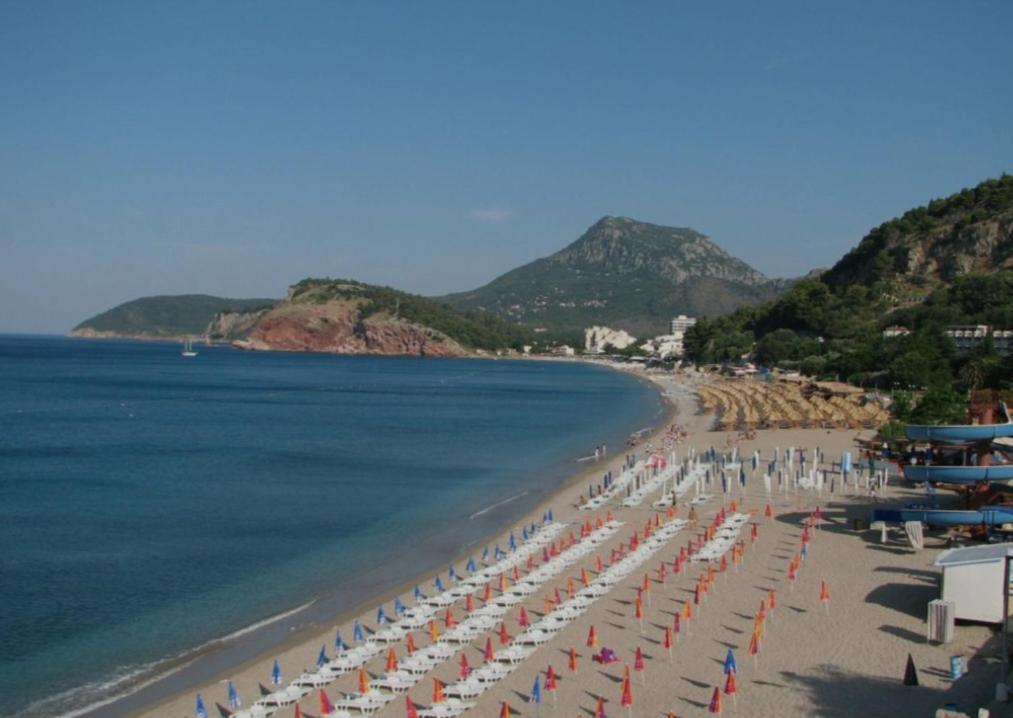 Deluxe Apartmani Vila Pejovic Sutomore Buitenkant foto
