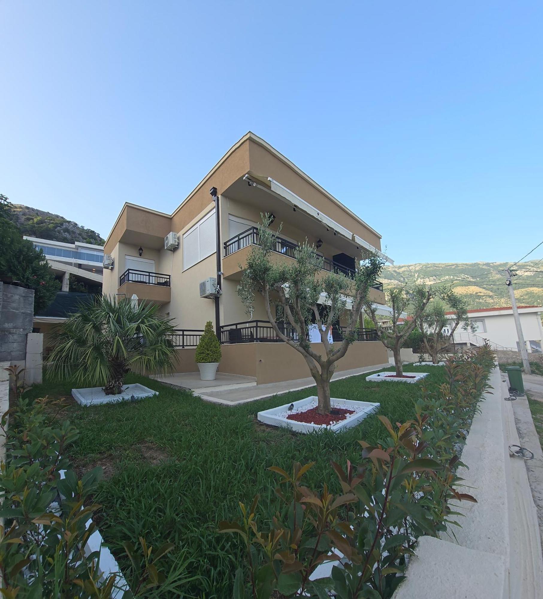 Deluxe Apartmani Vila Pejovic Sutomore Buitenkant foto